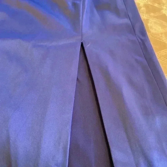 Tahari Blue Formal Prom Party Gown Dress in Size 12. - Picture 7 of 16
